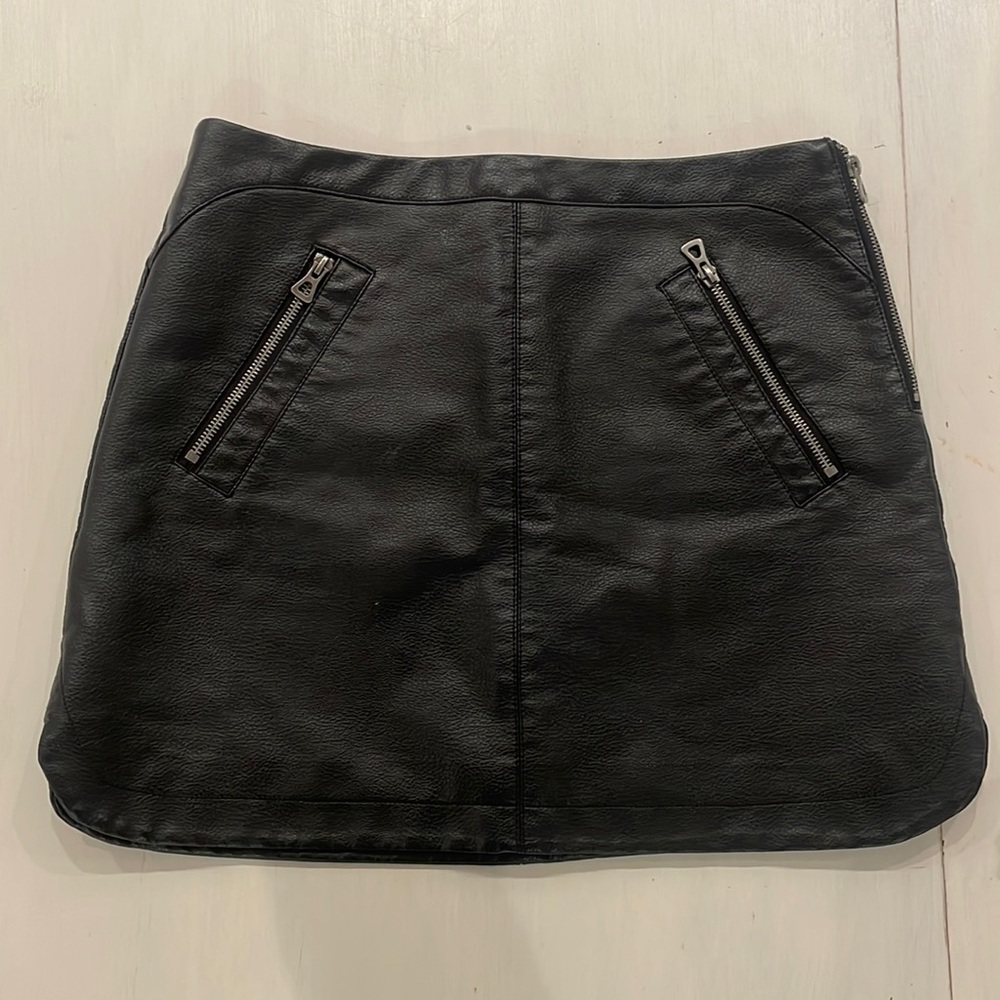 Urban Outfitters (Silence+Noise), Black Leather Miniskirt (High Waist), Size M
